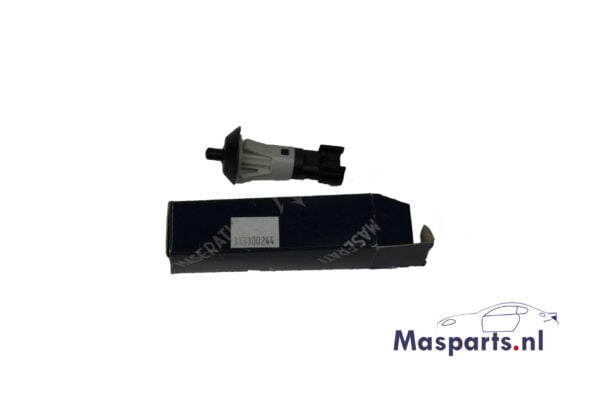 Maserati 3200GT, 4200GT bonnet open signaling switch 383300244